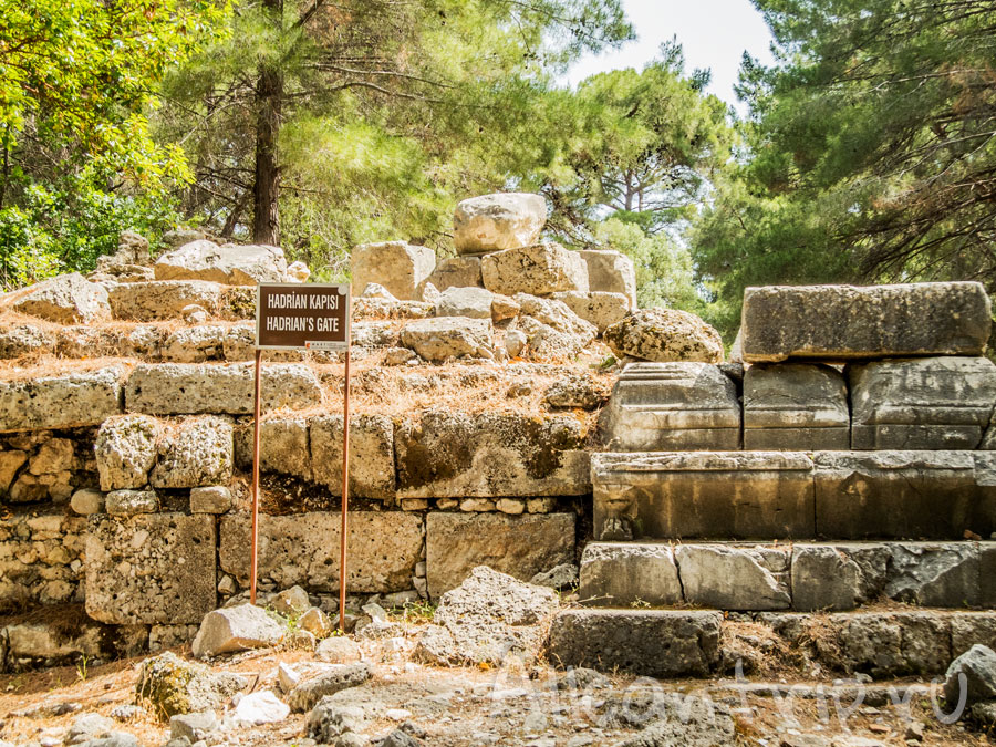 развалины древнего фазелиса кемер