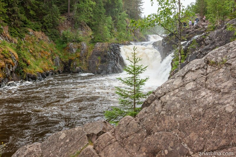 Водопад Кивач, Карелия