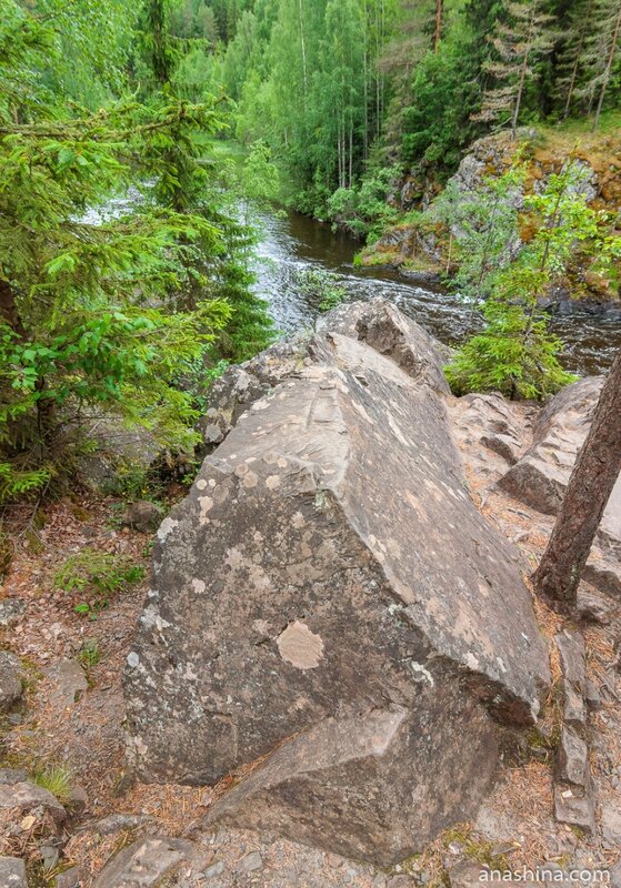 Водопад Кивач, река Суна, Карелия