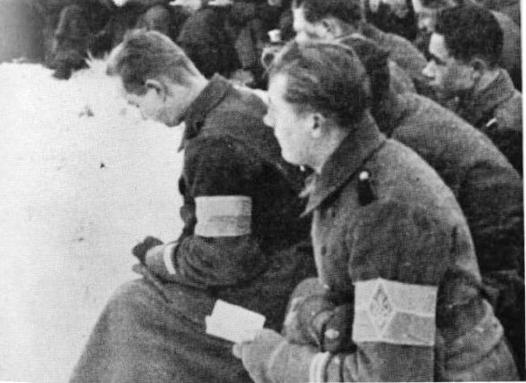 Присяга в протилітунській формації, 1944 р.jpg