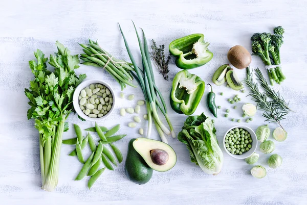 Коллекции зеленых овощей — стоковое фото